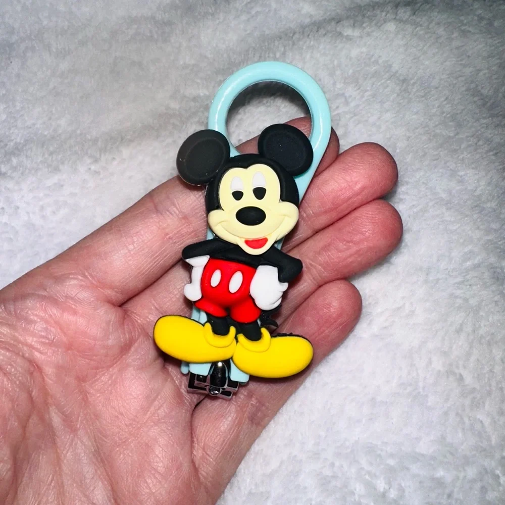 NIB Cute Mickey/Minnie Kids Nail Clippers